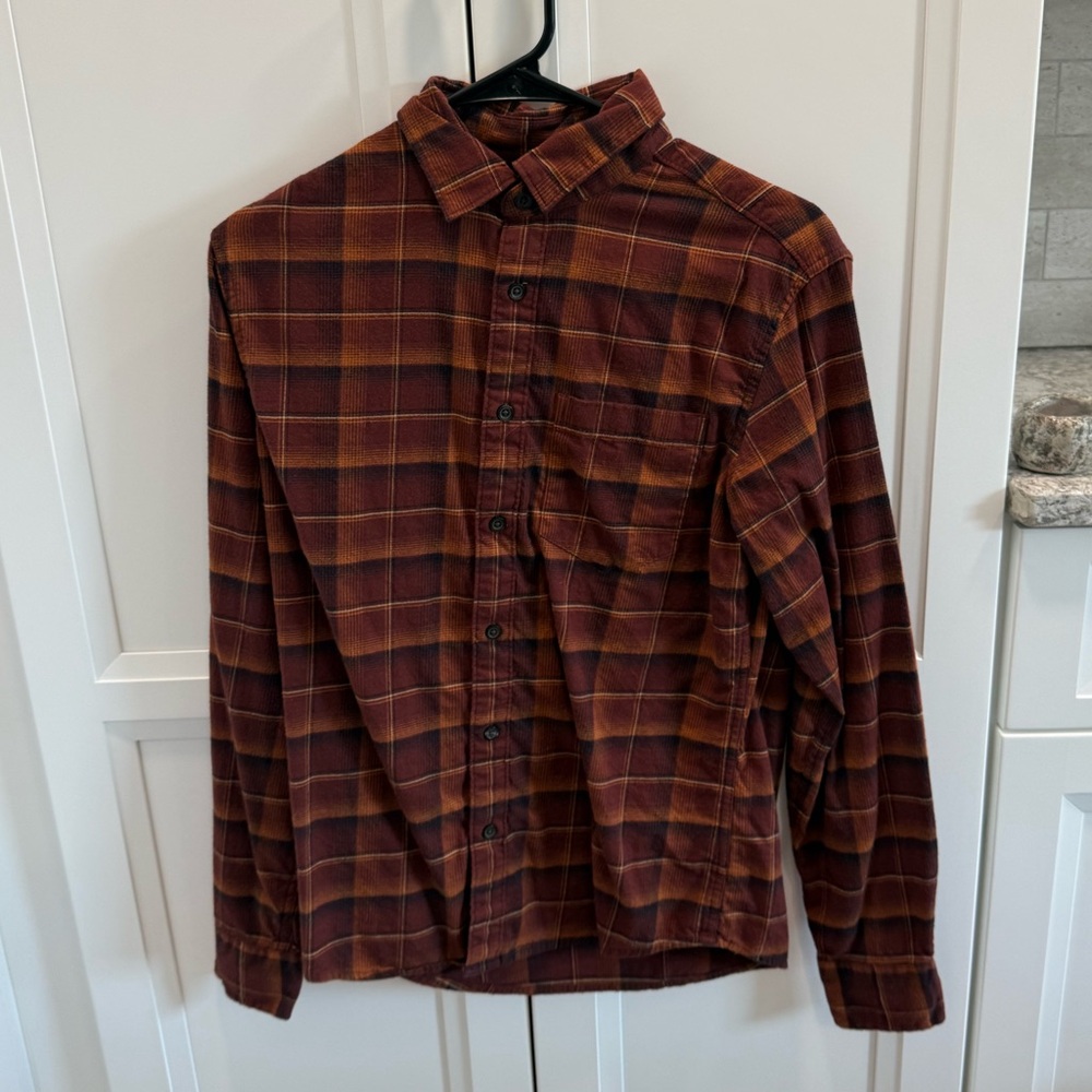 Apt. 9 burgundy and orange flannel